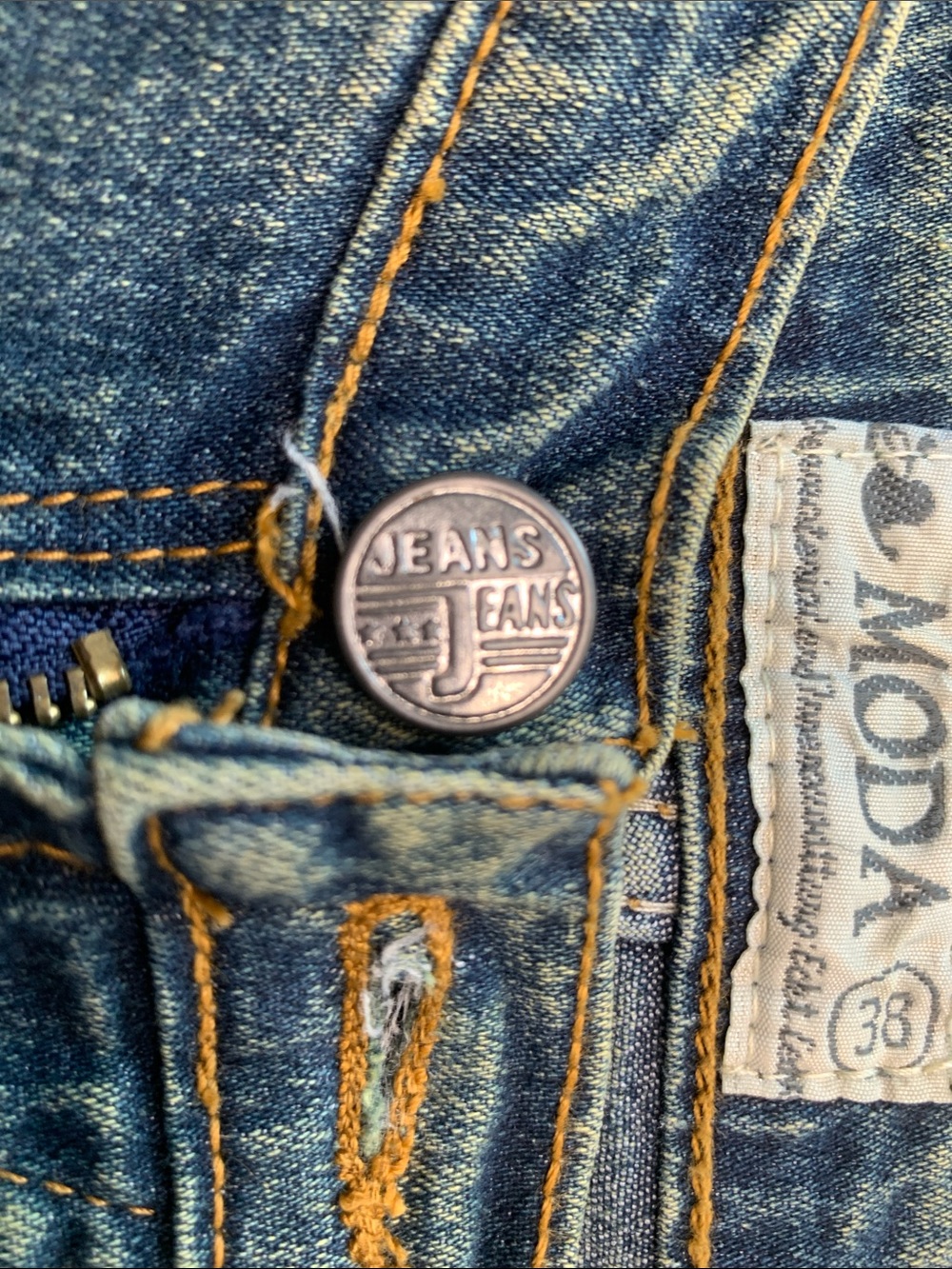 Moda Vintage Blue Denim Flare Jeans with Embroidered Hem Size 27 - Picture 14 of 14